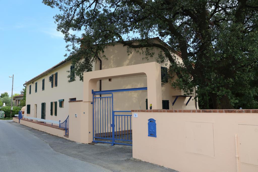 Gasthaus Al Vecchio Leccio Pistoia Exterior foto