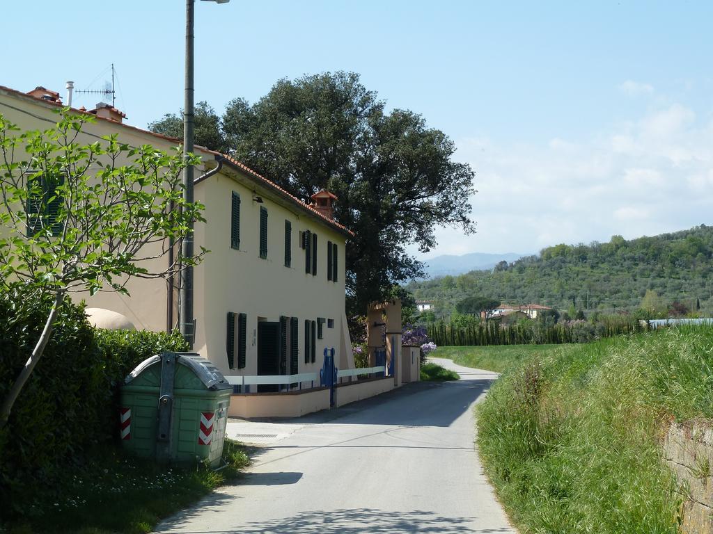 Gasthaus Al Vecchio Leccio Pistoia Exterior foto