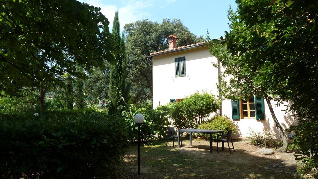 Gasthaus Al Vecchio Leccio Pistoia Exterior foto
